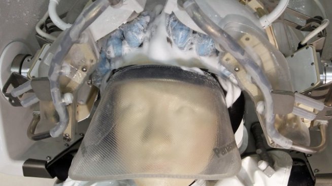 В Япония се появи робот коафьор 