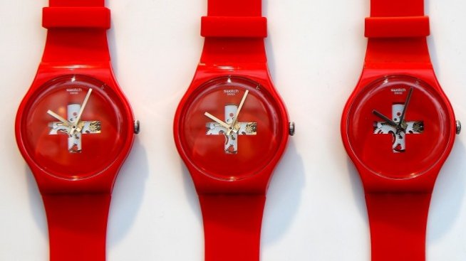 По-слабата печалба на Swatch подчерта тежката 2016 г. за индустрията