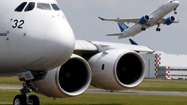 Пренасочват ли полети авиопревозвачите заради коронавируса