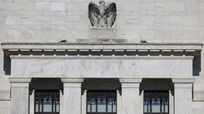 Банките в САЩ затягат условията за кредитиране и отчитат спад на търсенето на заеми