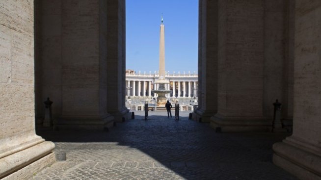 Финансите на Ватикана са на червено за втора поредна година