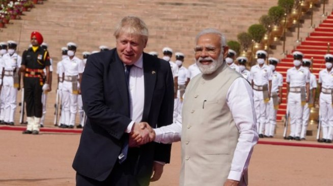 Великобритания и Индия засилват двустранното си сътрудничество