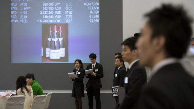 Скъпи вина на Алекс Фъргюсън поведоха търг в Хонконг