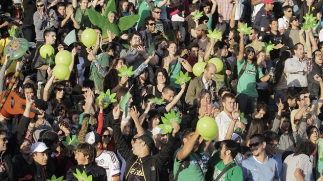 Уругвай първи ще легализира марихуаната