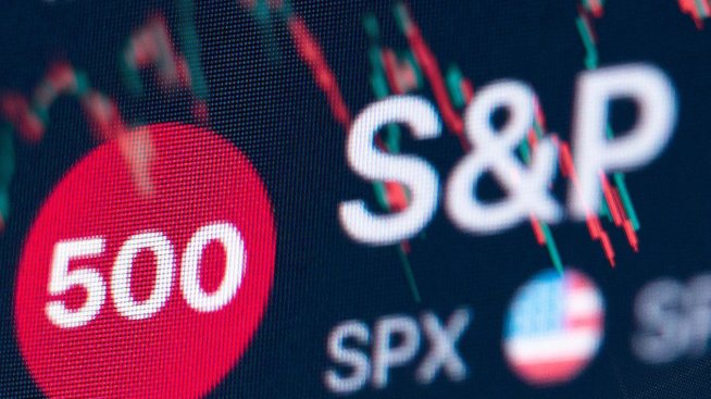 S&P 500 остава почти без промяна в началото на седмицата в очакване на Фед*