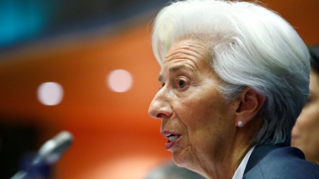 За Кристин Лагард растежът в еврозоната остава слаб
