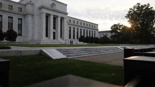 Какво да очакваме от централните банки през 2015 г.