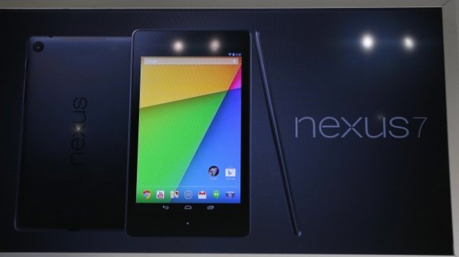 Новият Google Nexus 7 се изправя срещу iPad mini