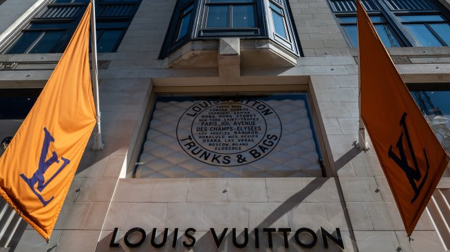 Акциите на LVMH са евтини и има причина за това