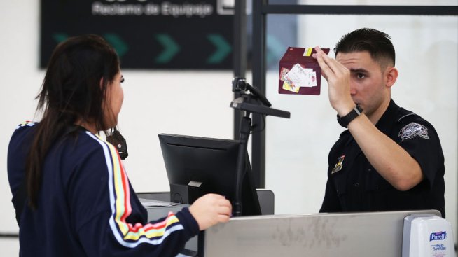 САЩ спират временно лотарията за зелени карти