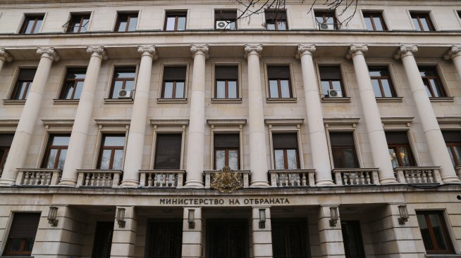 Министерството на отбраната купува автобуси за над 27 млн. лв. 