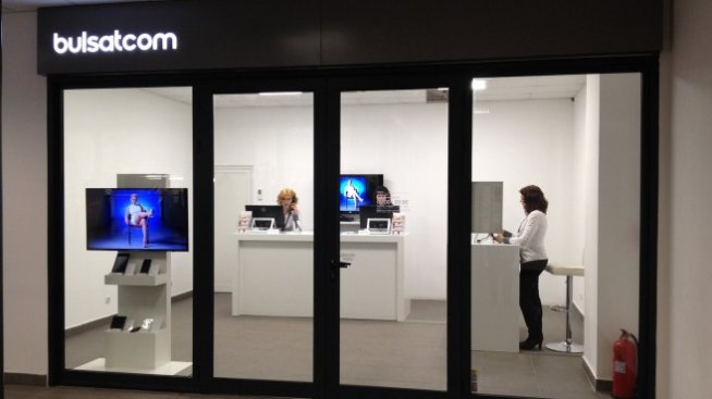 „Булсатком“ в опит да излезе от перфектната буря