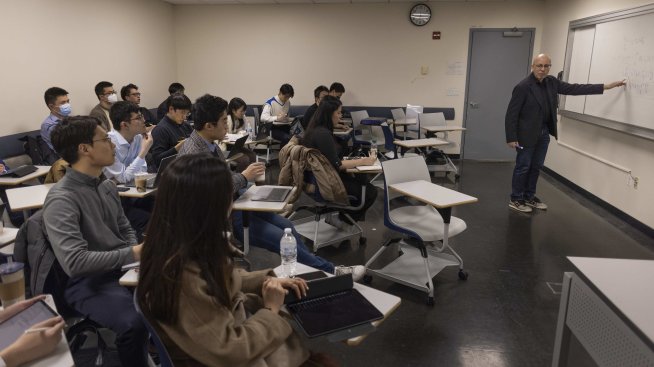 Промяната в бизнес училищата вече е в ход