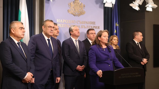 След експеримента с пенсиите: Правителството връща швейцарското правило