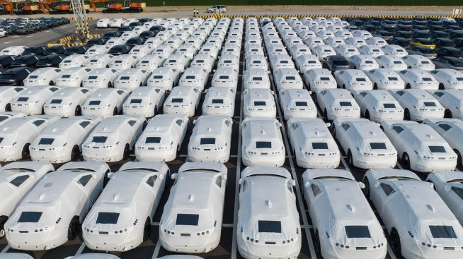 ЕС представи насоки за ценовите гаранции за китайските вносители на електромобили