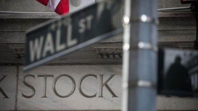 Данните за инфлацията и акциите на производители на чипове насърчиха Wall Street