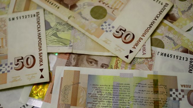 Финансовото министерство отчете дефицит от 636 млн. лв. в края на юни