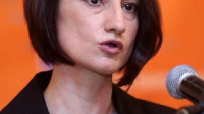 Деяна Костадинова: Търсим разумния баланс между фискалната политика и растежа