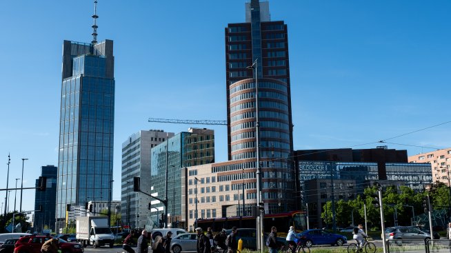 Местната Студена война в Полша заплашва икономиката за 1 трлн. долара