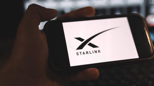 48 авиокомпании и над 7000 самолета минават на интернет от Starlink