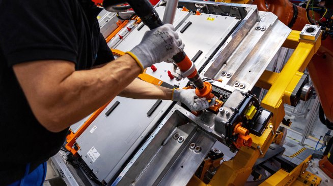 Доверието на германските инвеститори се повишава по-малко от очакваното