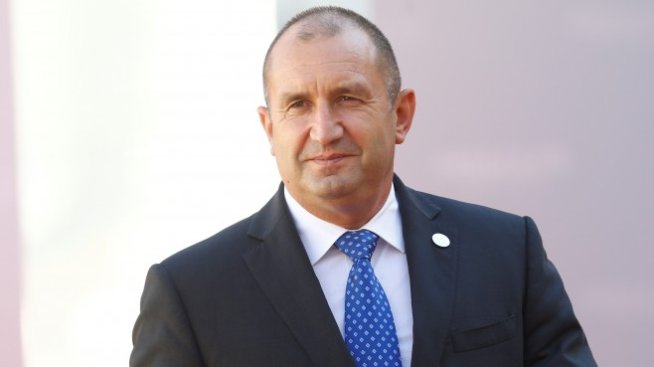 Румен Радев: Обществото очаква реална борба с корупцията