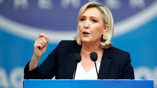 Бруно Льо Мер: Победа на Марин Льо Пен на изборите през май ще навреди на еврото