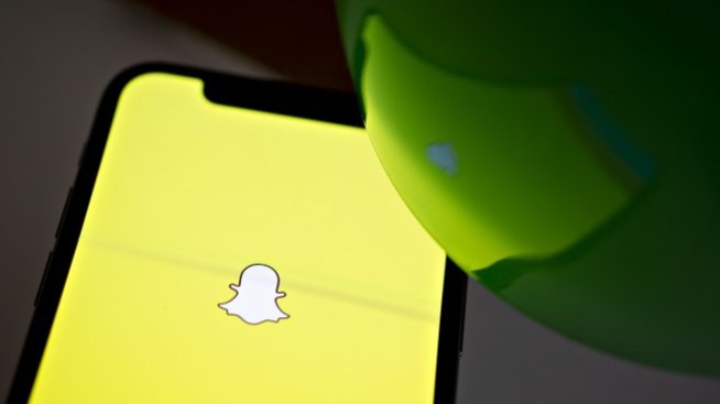 И Snapchat се сбогува с акаунта на Доналд Тръмп