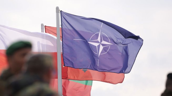 Рюте: НАТО и Украйна работят върху гаранции, че Русия няма да се опита да атакува отново