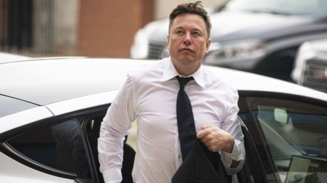 Продажбата на акции на Мъск отразява обичайна практика сред милиардерите