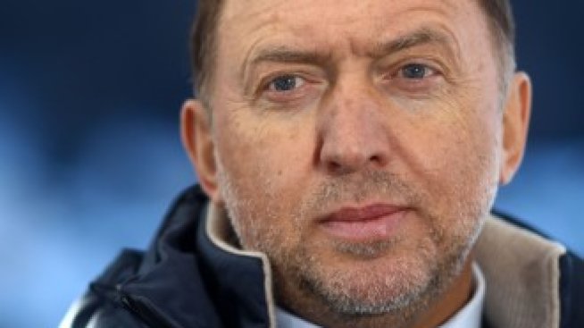 Руски милиардери придвижват суперяхтите си към Малдивите