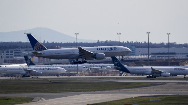 САЩ предлагат спасителен пакет за авиокомпаниите в размер на 58 млрд. долара