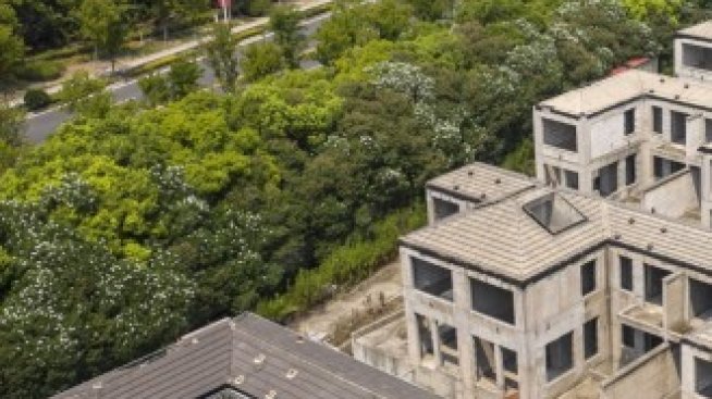 Ипотечният бойкот води до нов спад продажбите на жилища в Китай