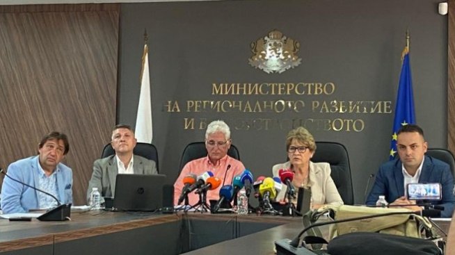 АПИ е платила авансово 1,38 млрд. лв. за първите 6 участъка на „Хемус“