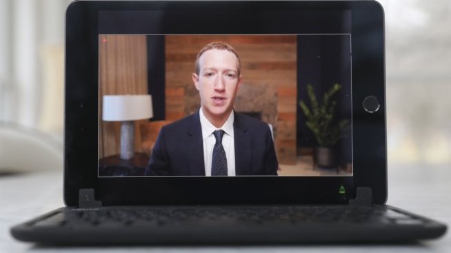 Зукърбърг: Facebook работи по конкурент на Clubhouse