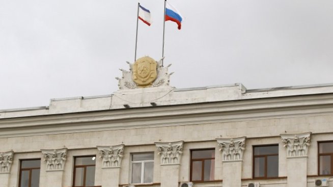 Парламентът на Крим взе решение за присъединяване към Русия*