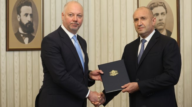 ГЕРБ-СДС предложи Росен Желязков за премиер и върна мандата изпълнен