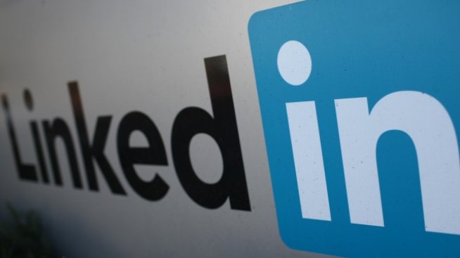 Може би ще искате да видите имейла, който LinkedIn ви е пратила в петък