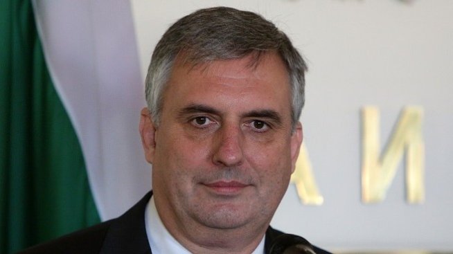 Калфин: Няма основание да отлагат влизането ни в Шенген