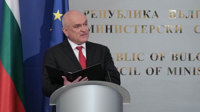 Правителството обсъжда мерки за извеждането на българите от Ливан