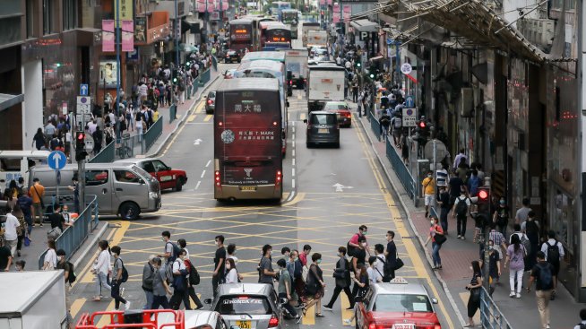 Хонконгската централна банка намали лихвите за първи път от 2020 г. насам