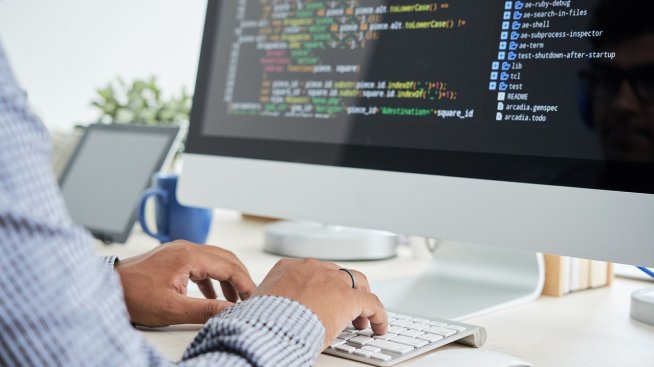 Л. Станиславов: България може да е водеща в Европа при автомобилния софтуер