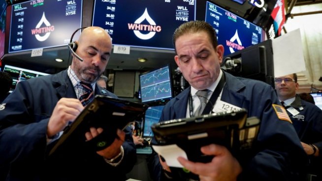 Dow нарасна с близо 300 пункта след успокояване на търговското напрежение
