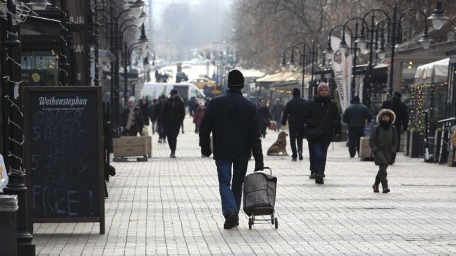 Годината започва с влошено потребителско доверие у нас