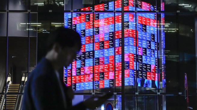 Японският бенчмарк Nikkei навлезе в територията на корекция