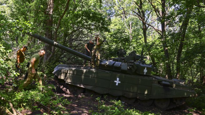 Украинските сили напредват в южна и източна посока, времето за контраофанзива изтича