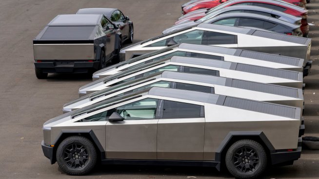 Tesla ще разработи четири нови батерии, които ще представи до 2026 г.