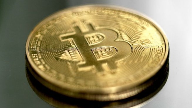 15 биткойна за вечеря: Спомен за странните и смешни неща, купени с криптовалута