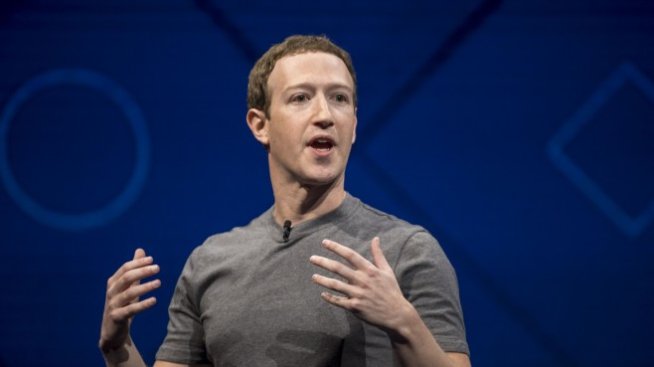 Нови главоболия за Зукърбърг със съда и американския Конгрес