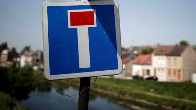 Настъпи ли ерата на задънената демокрация?